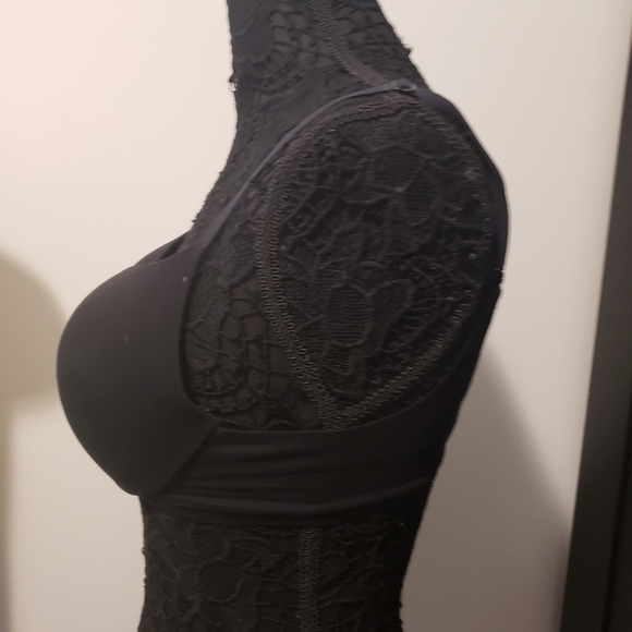 Victoria's Secret Bra Women's Size 34 Black Lined - Perfect Shape Model. - Picture 2 of 7